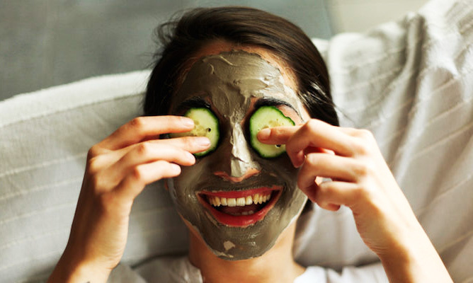 20 drammatici disagi che chi soffre d'acne conosce fin troppo ben...